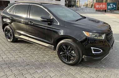 Внедорожник / Кроссовер Ford Edge 2017 в 
