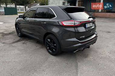 Позашляховик / Кросовер Ford Edge 2015 в 