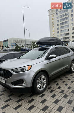 Внедорожник / Кроссовер Ford Edge 2020 в 