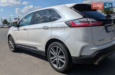 Внедорожник / Кроссовер Ford Edge 2019 в 