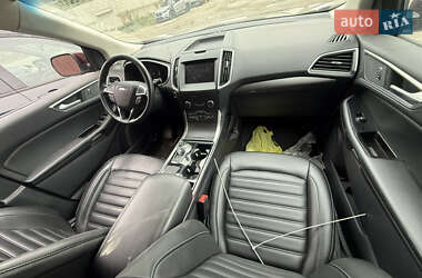 Позашляховик / Кросовер Ford Edge 2020 в 