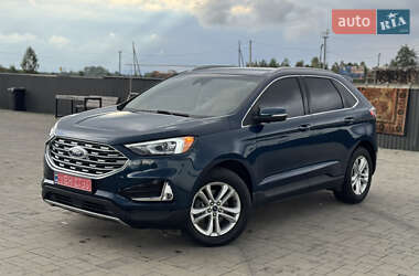 Внедорожник / Кроссовер Ford Edge 2020 в 