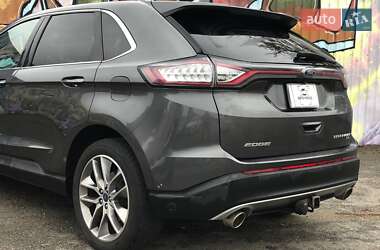 Позашляховик / Кросовер Ford Edge 2017 в 