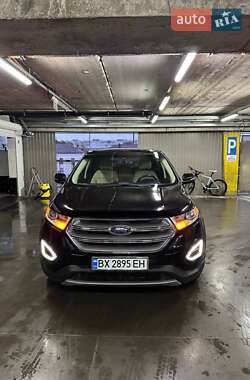 Внедорожник / Кроссовер Ford Edge 2017 в 