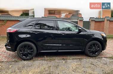 Внедорожник / Кроссовер Ford Edge 2022 в 