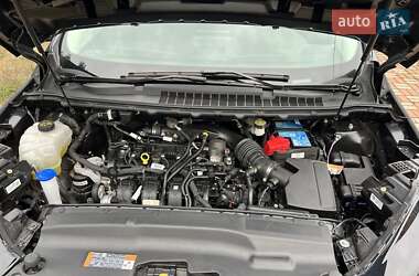 Внедорожник / Кроссовер Ford Edge 2022 в 