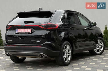 Позашляховик / Кросовер Ford Edge 2018 в 