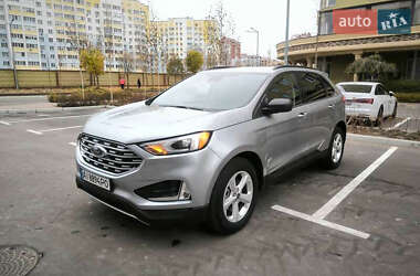 Позашляховик / Кросовер Ford Edge 2022 в 