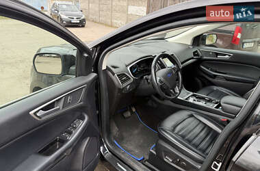 Внедорожник / Кроссовер Ford Edge 2018 в 