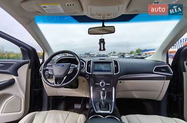 Внедорожник / Кроссовер Ford Edge 2017 в 