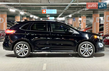Внедорожник / Кроссовер Ford Edge 2018 в 