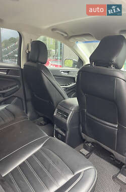 Внедорожник / Кроссовер Ford Edge 2020 в 