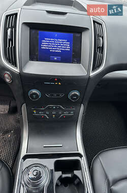 Внедорожник / Кроссовер Ford Edge 2020 в 