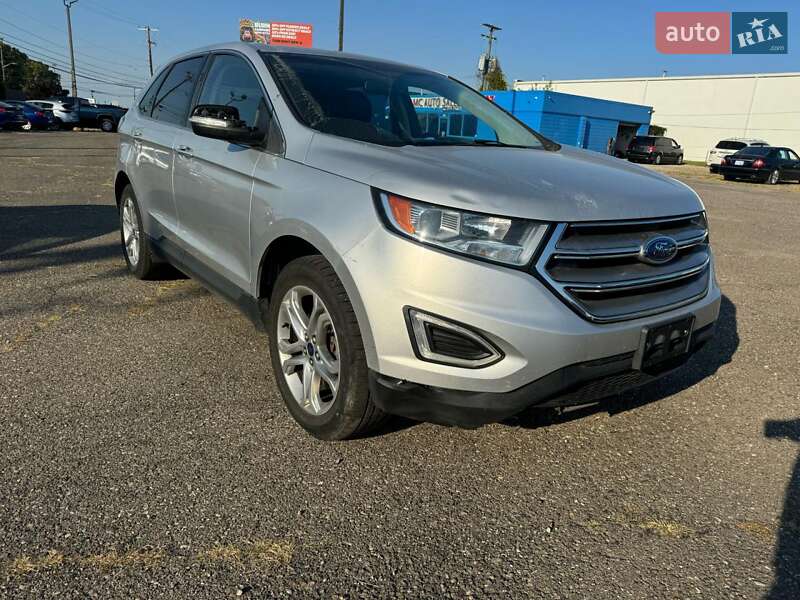 Внедорожник / Кроссовер Ford Edge 2018 в 