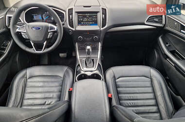 Внедорожник / Кроссовер Ford Edge 2016 в 
