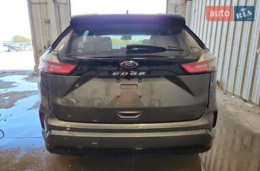 Позашляховик / Кросовер Ford Edge 2022 в 