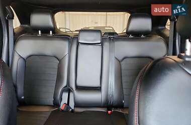 Позашляховик / Кросовер Ford Edge 2022 в 
