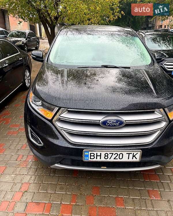 Внедорожник / Кроссовер Ford Edge 2015 в 