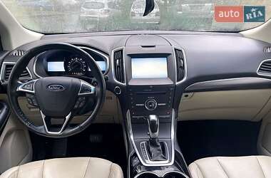Внедорожник / Кроссовер Ford Edge 2015 в 
