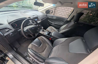 Внедорожник / Кроссовер Ford Edge 2018 в 