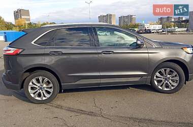Внедорожник / Кроссовер Ford Edge 2019 в 