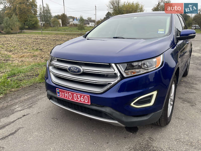 Внедорожник / Кроссовер Ford Edge 2015 в 