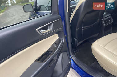 Внедорожник / Кроссовер Ford Edge 2015 в 