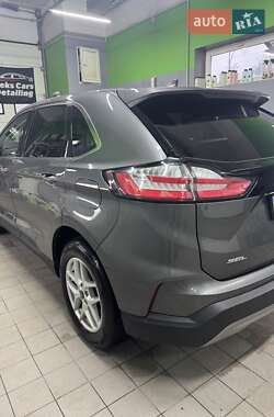 Внедорожник / Кроссовер Ford Edge 2022 в 