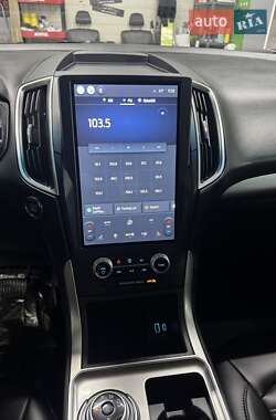 Внедорожник / Кроссовер Ford Edge 2022 в 