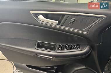Внедорожник / Кроссовер Ford Edge 2022 в 