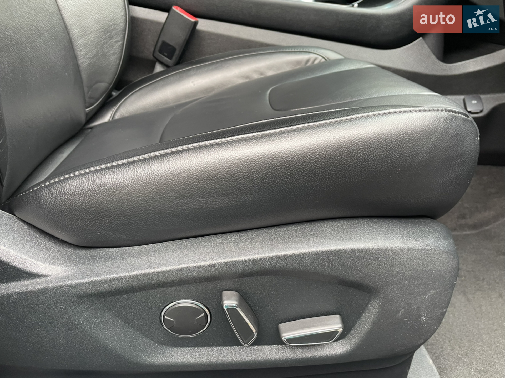 2019 Ford Edge - мініатюра 22