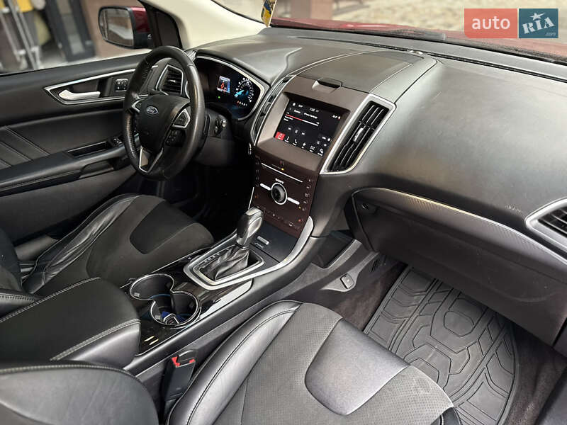 Позашляховик / Кросовер Ford Edge 2016 в Чернігові