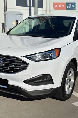 Внедорожник / Кроссовер Ford Edge 2020 в 