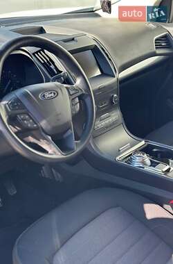 Внедорожник / Кроссовер Ford Edge 2020 в 