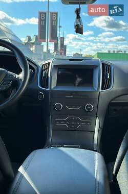 Внедорожник / Кроссовер Ford Edge 2020 в 