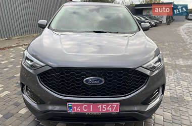 Позашляховик / Кросовер Ford Edge 2022 в 