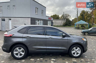 Позашляховик / Кросовер Ford Edge 2022 в 