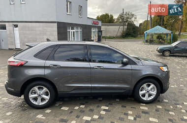 Позашляховик / Кросовер Ford Edge 2022 в 