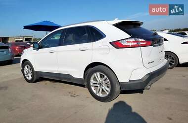 Позашляховик / Кросовер Ford Edge 2019 в 