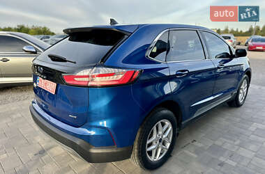 Позашляховик / Кросовер Ford Edge 2022 в 