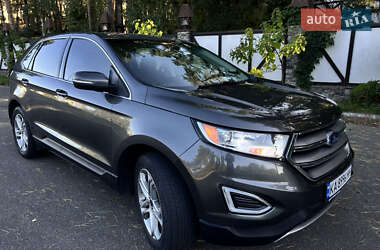 Внедорожник / Кроссовер Ford Edge 2016 в 