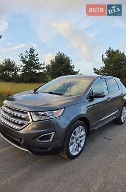 Внедорожник / Кроссовер Ford Edge 2018 в 