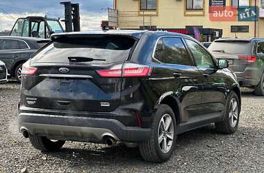 Позашляховик / Кросовер Ford Edge 2019 в 