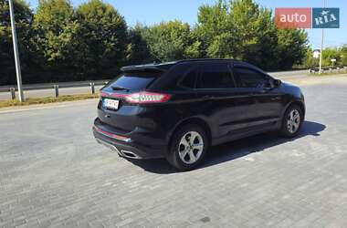 Позашляховик / Кросовер Ford Edge 2016 в 