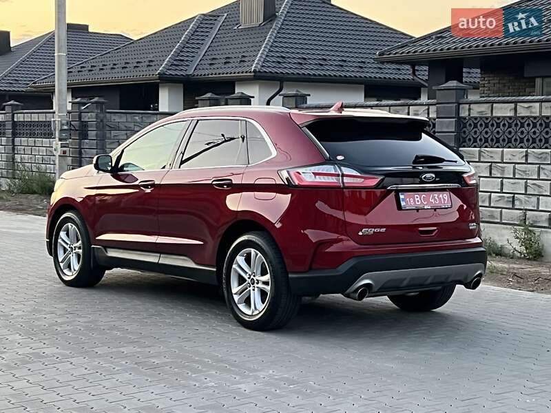Позашляховик / Кросовер Ford Edge 2019 в Рівному