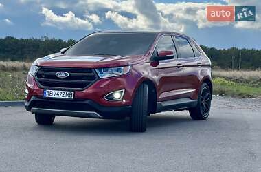 Позашляховик / Кросовер Ford Edge 2015 в 
