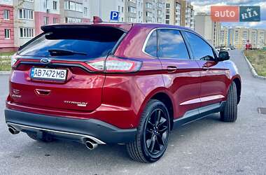 Позашляховик / Кросовер Ford Edge 2015 в 