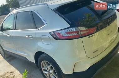 Внедорожник / Кроссовер Ford Edge 2022 в 