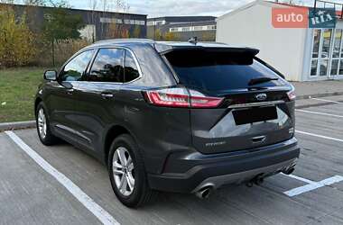 Позашляховик / Кросовер Ford Edge 2019 в  фото 5 Позашляховик / Кросовер Ford Edge 2019 в