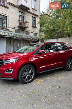 Внедорожник / Кроссовер Ford Edge 2016 в 